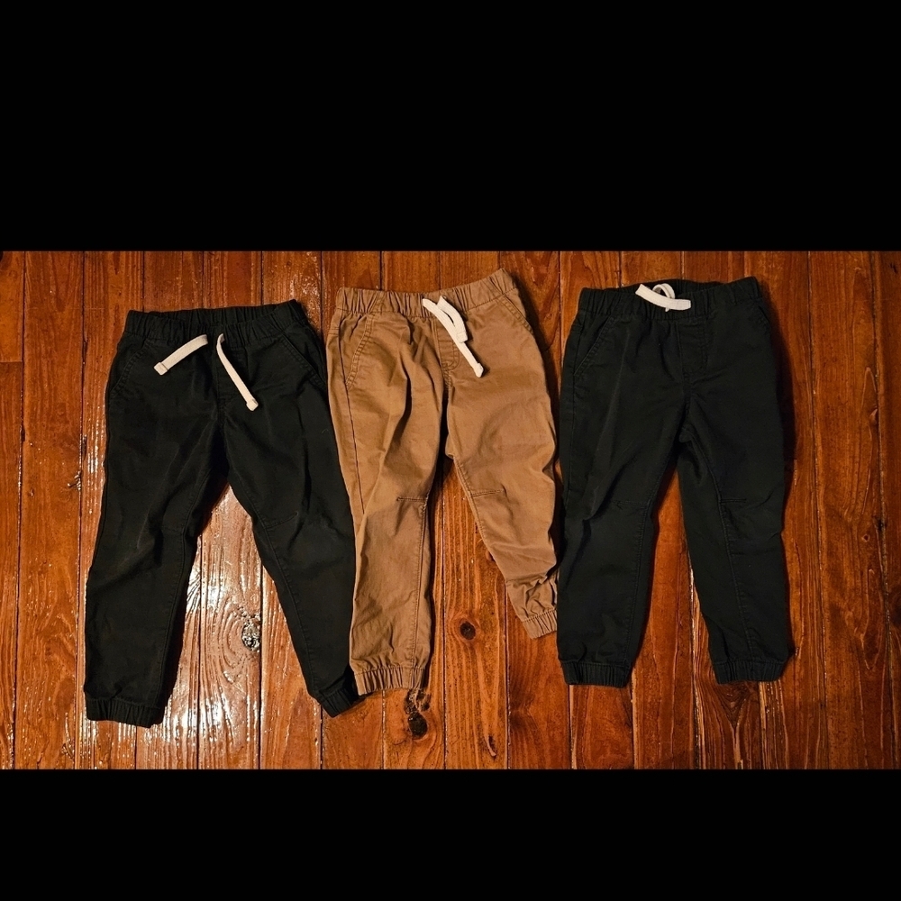 4 Pair Cat & Jack Black and Tan Kids' Joggers.